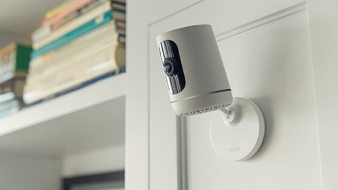360-Degree Protection: Indoor Cameras for Your Home